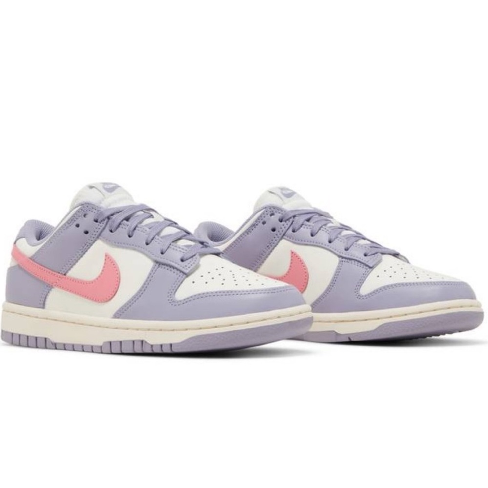 Nike Women’s Dunk Low In Lilac & Pink Indigo Haze Coral Chalk Sail 9.5